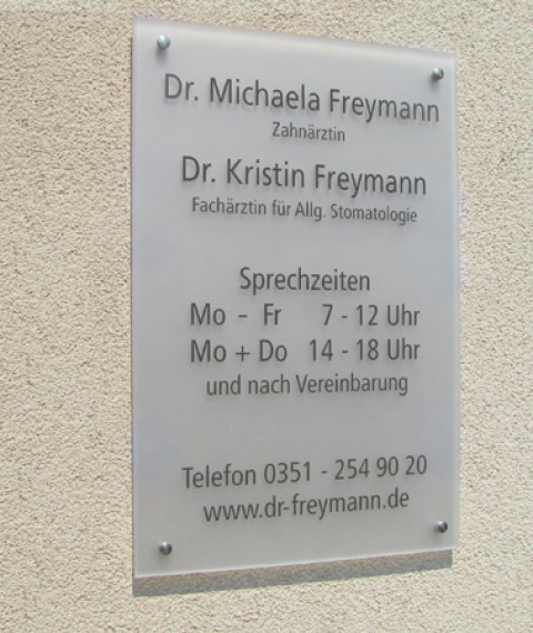 Zahnarztpraxis Dr. Freymann